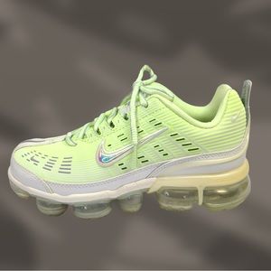 WMNS SIZE 6.5 Nike Air VaporMax 360 Barely Volt Sneakers